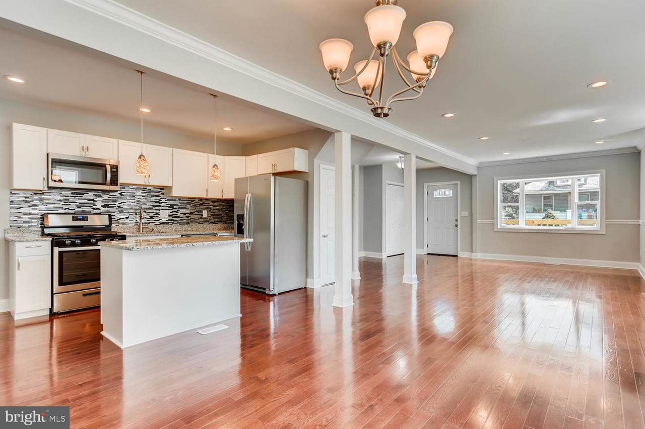 5614 Plymouth Road - Photo 1