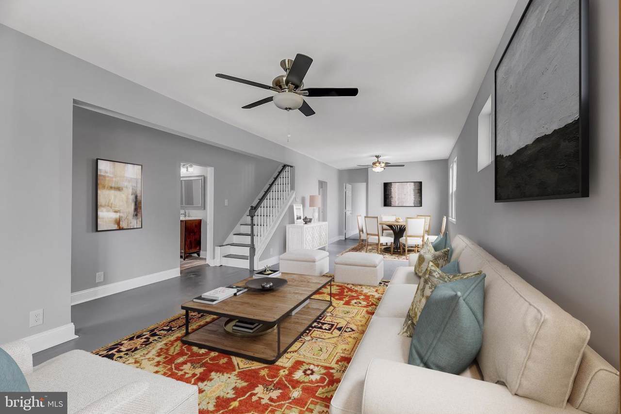 2711 Woodsdale Avenue - Photo 1