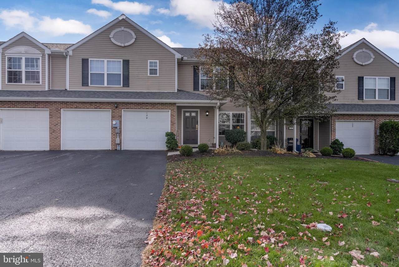 139 Kestrel Court - Photo 1