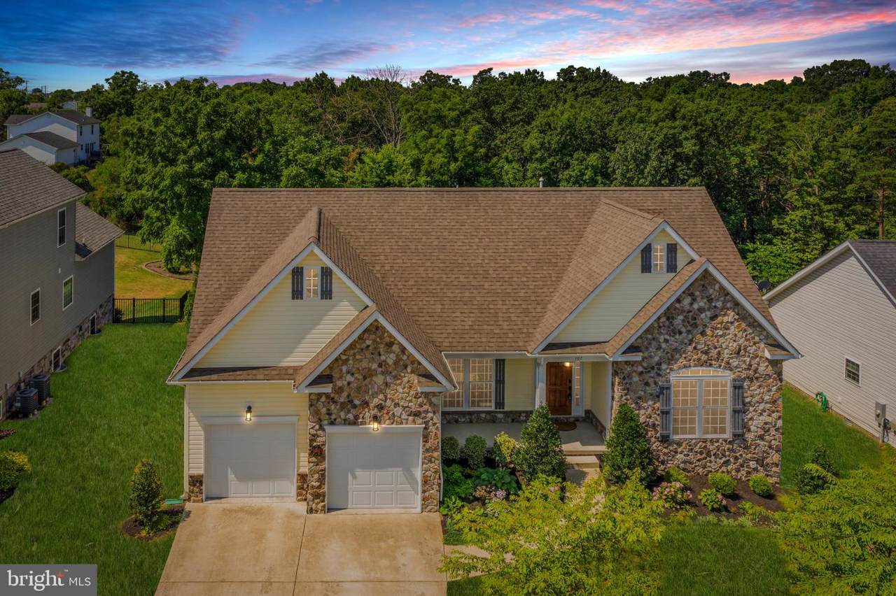 107 Abrams Pointe Boulevard - Photo 1