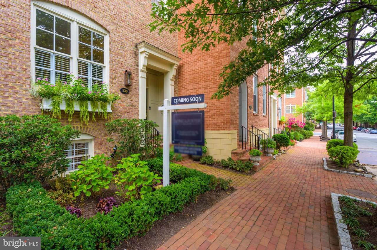 530 Pitt Street - Photo 1