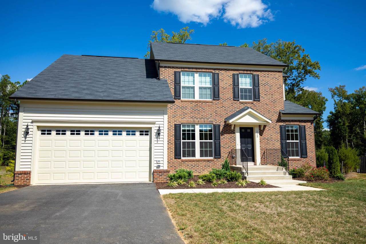 112 Regents Lane - Photo 1