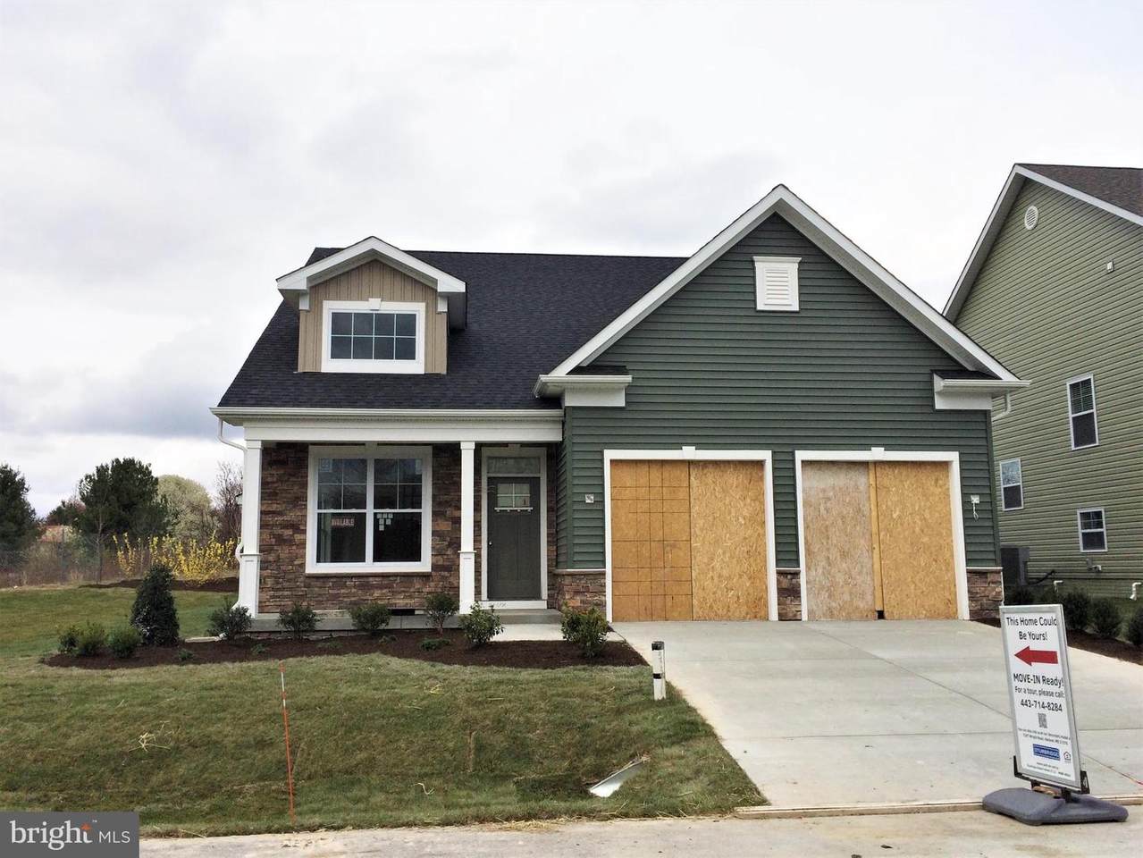 522 Highmeadow Drive - Photo 1