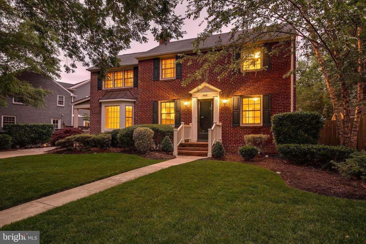 503 Ivy Circle - Photo 1