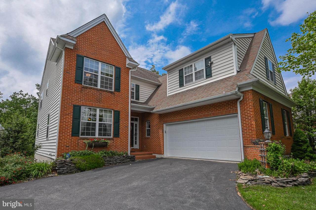 13 Shady Brook Lane - Photo 1