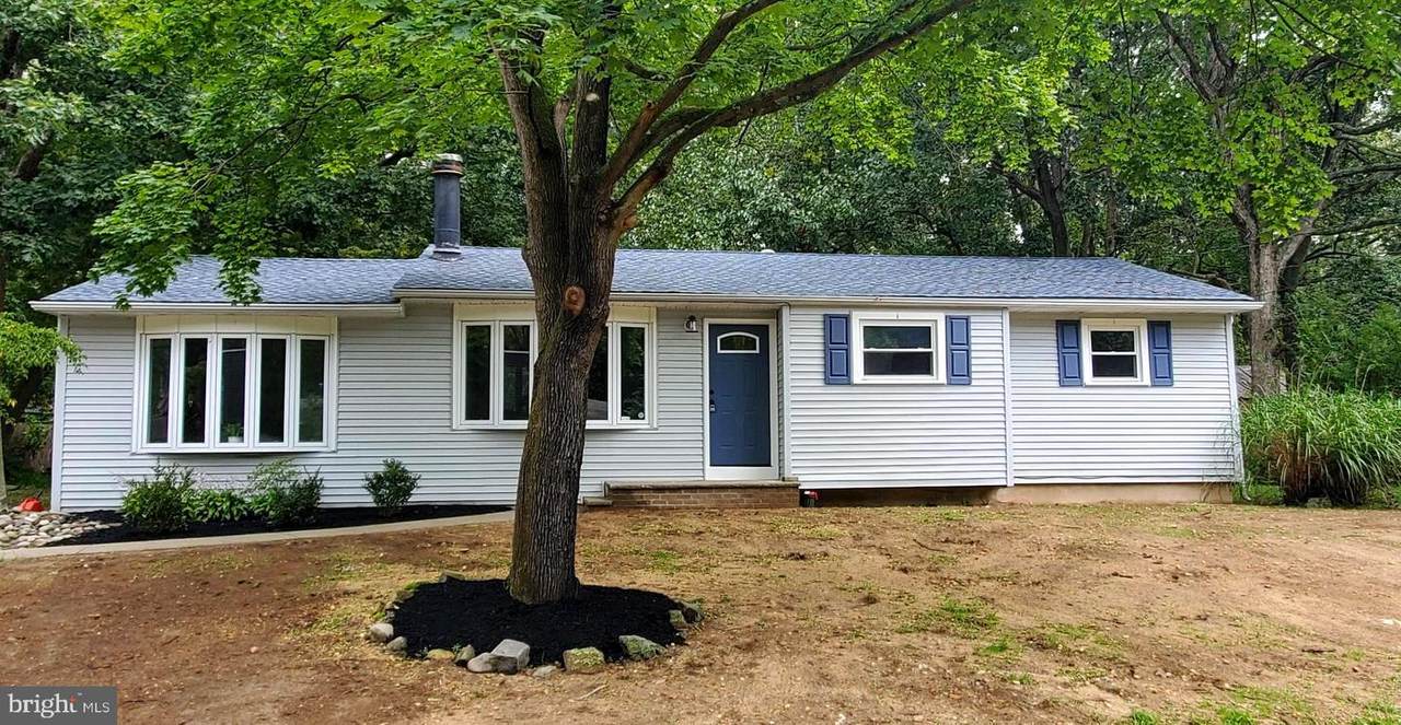 18 Edgewood Avenue - Photo 1