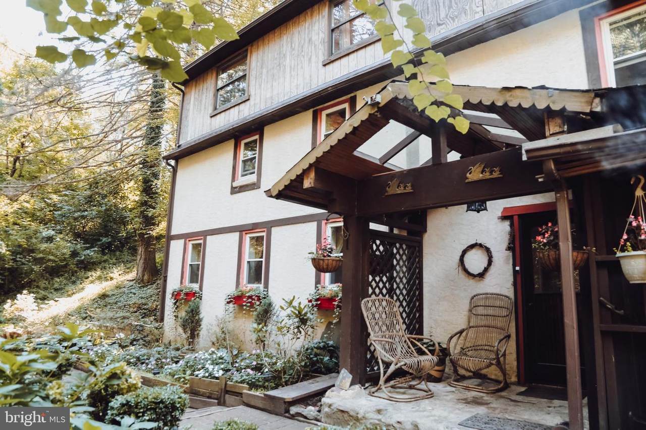 764 Ridgeway Road - Photo 1