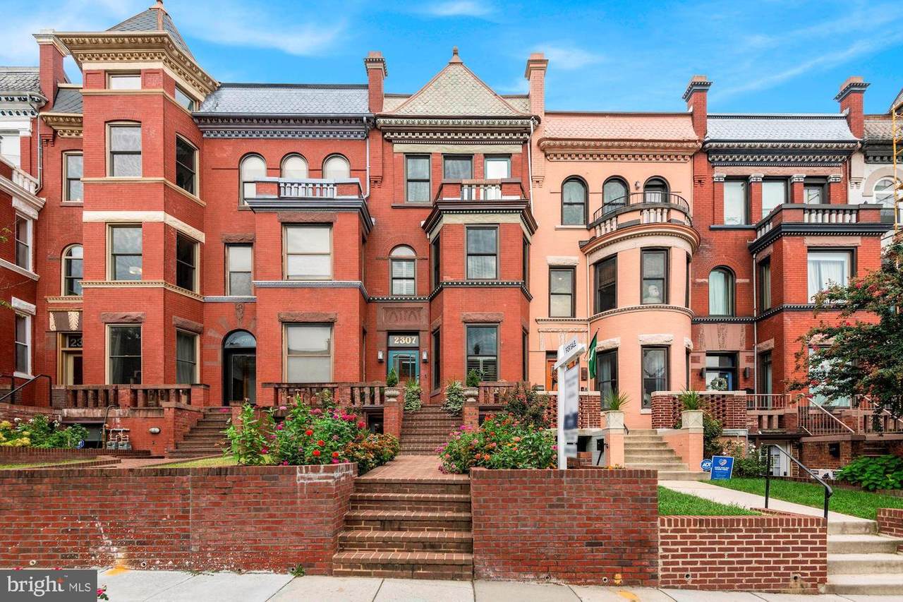 2307 1ST Street - Photo 1