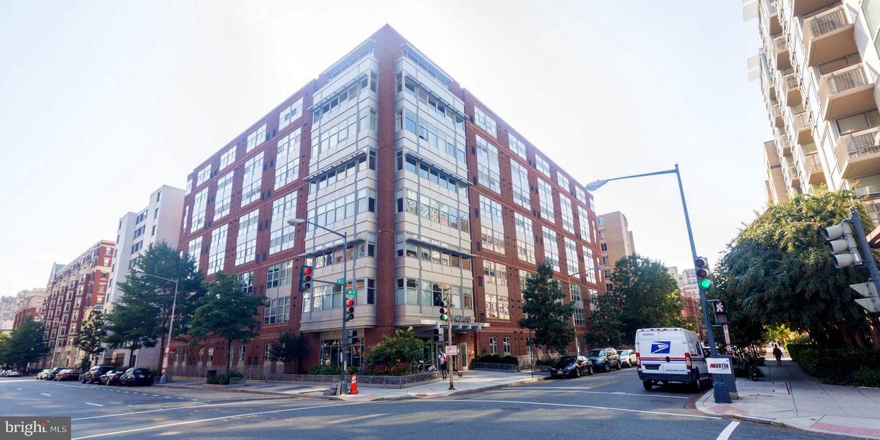 1300 N Street - Photo 1