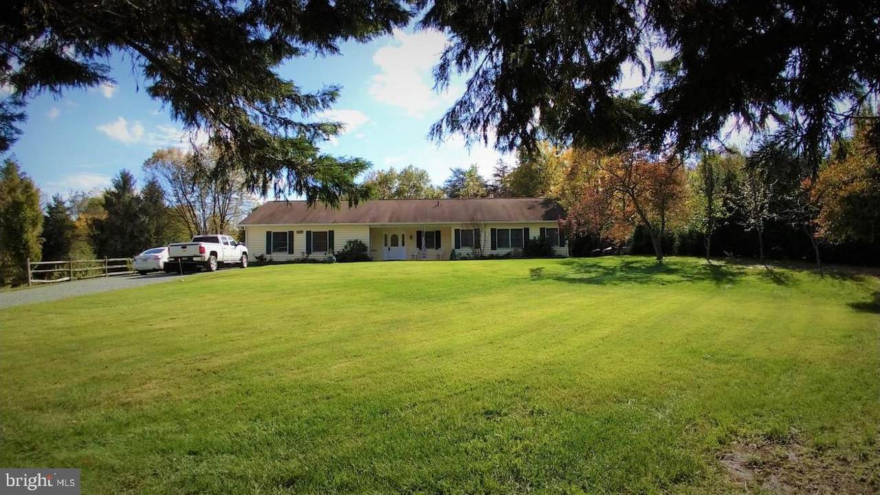 5582 Quiet Brook Road - Photo 1