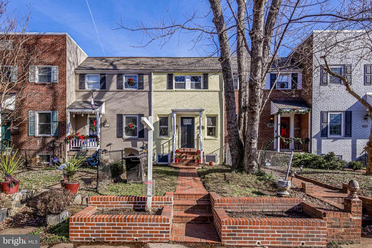 1125 Colonial Avenue - Photo 1
