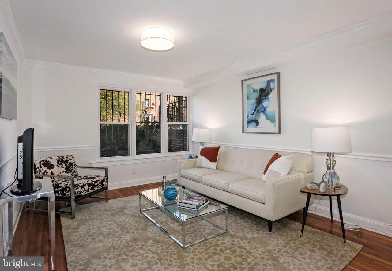 401 Evarts Street - Photo 1