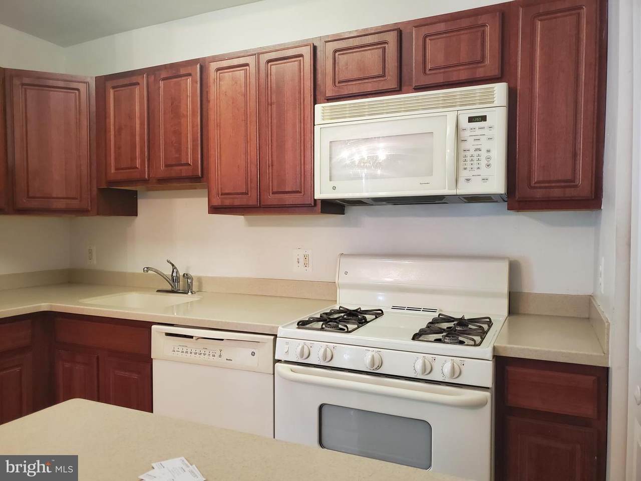 7316 Lee Highway - Photo 1