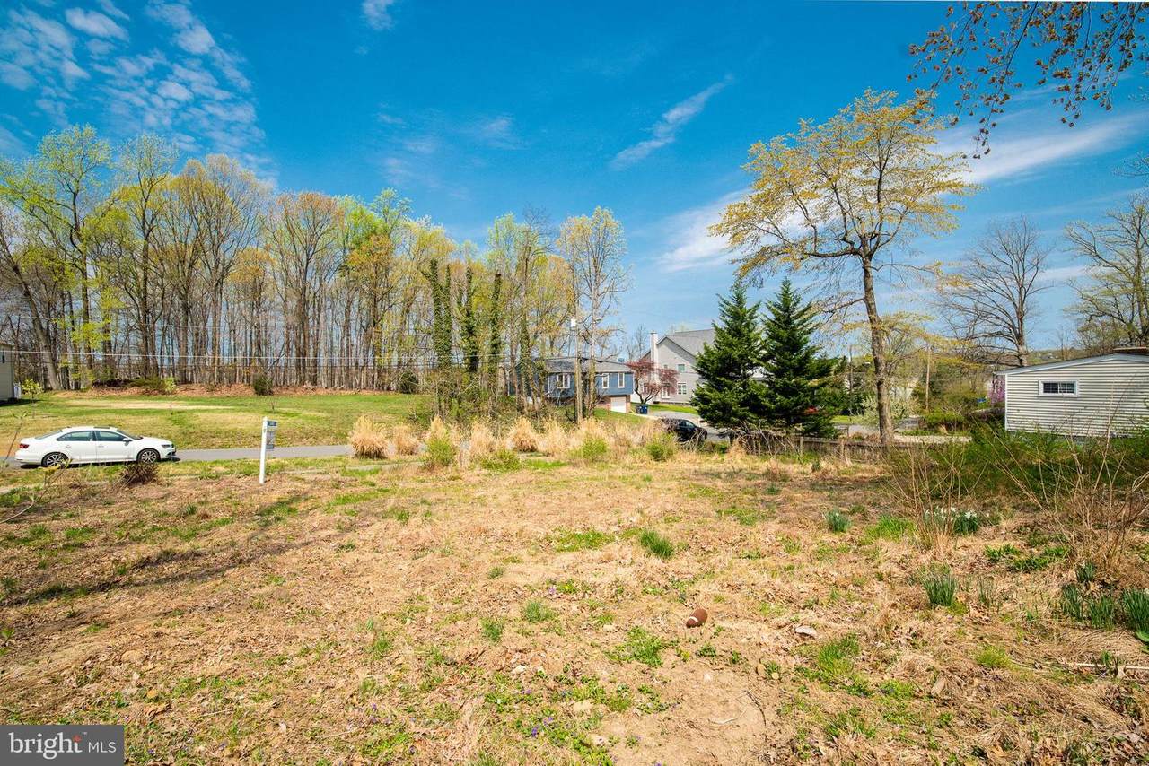 4417 Elmwood Drive - Photo 1