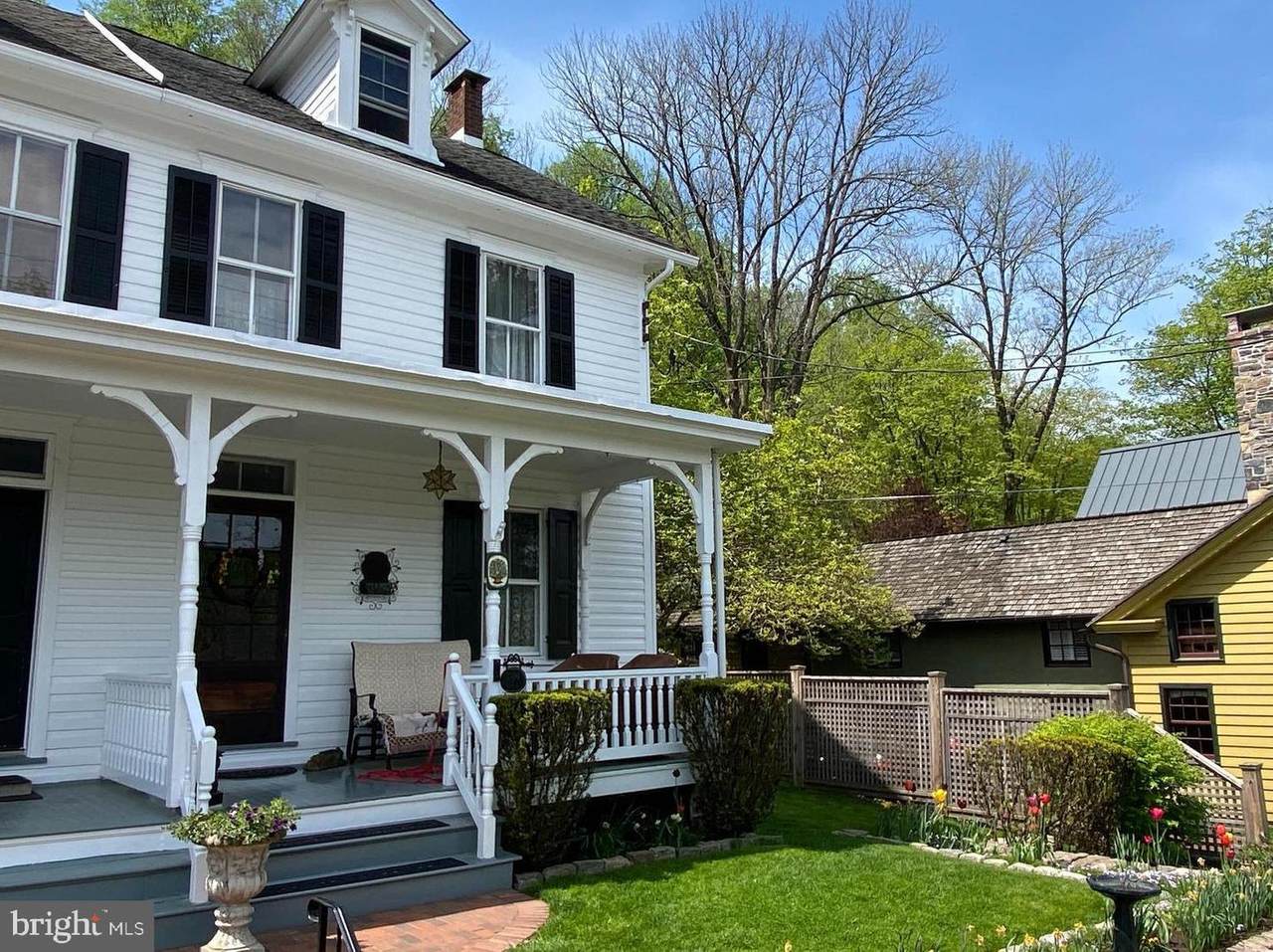 3709 River - Photo 1