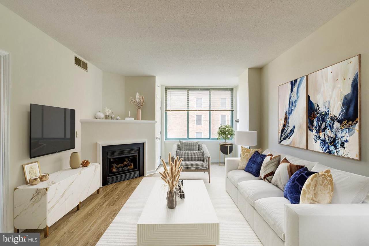 851 Glebe Road - Photo 1