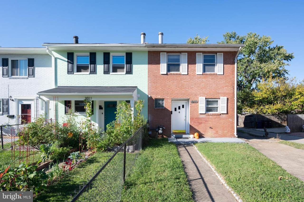 1009 First Street - Photo 1
