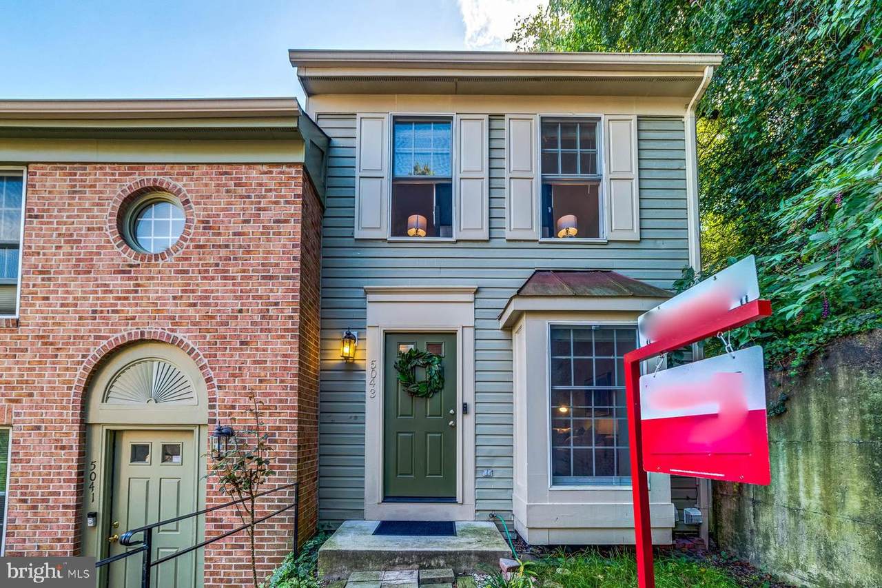 5043 9TH Street - Photo 1