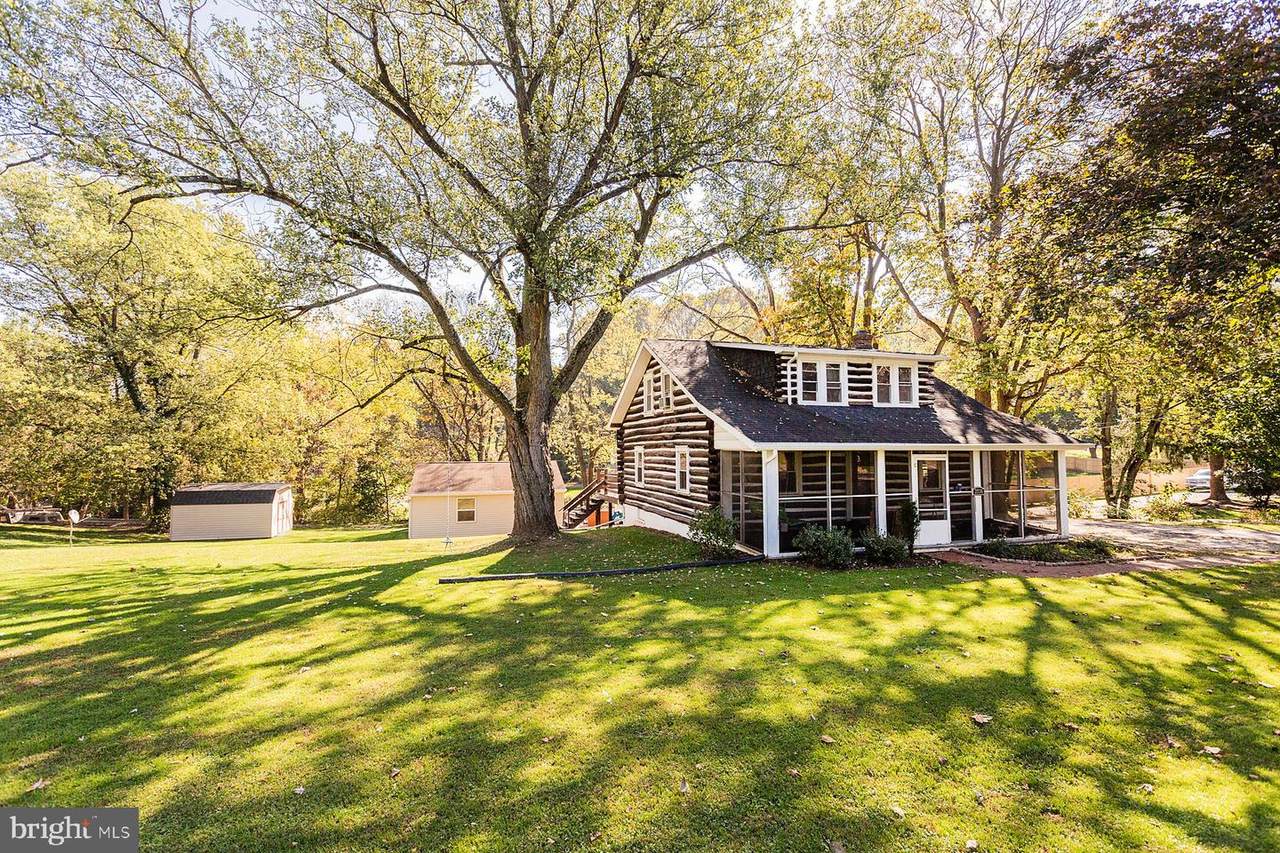 2736 Main Street - Photo 1