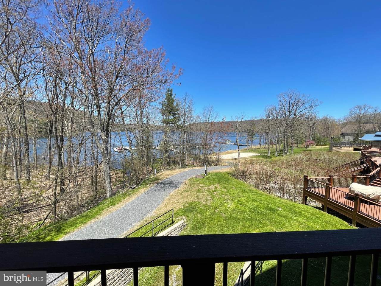 565 Glendale Road - Photo 1
