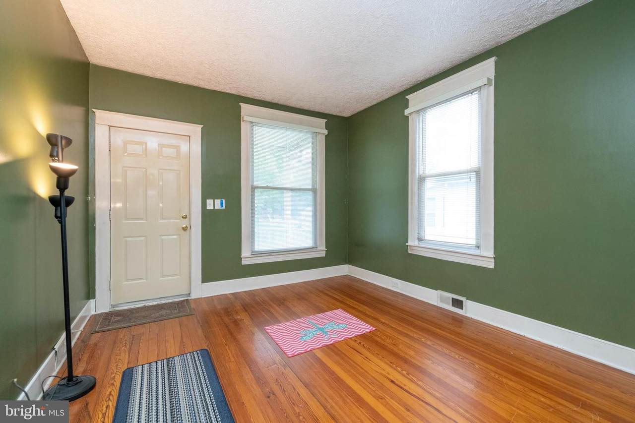 103 Walnut Avenue - Photo 1