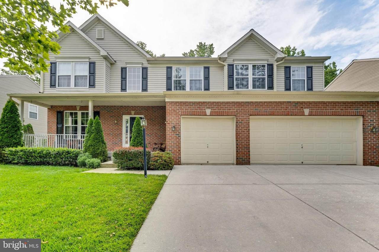 412 Patriots Way - Photo 1