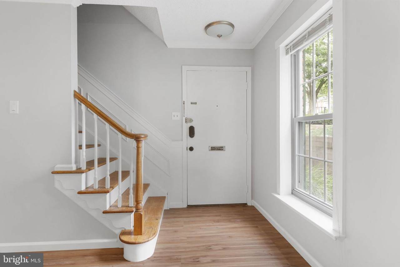 200 Berwick Place - Photo 1