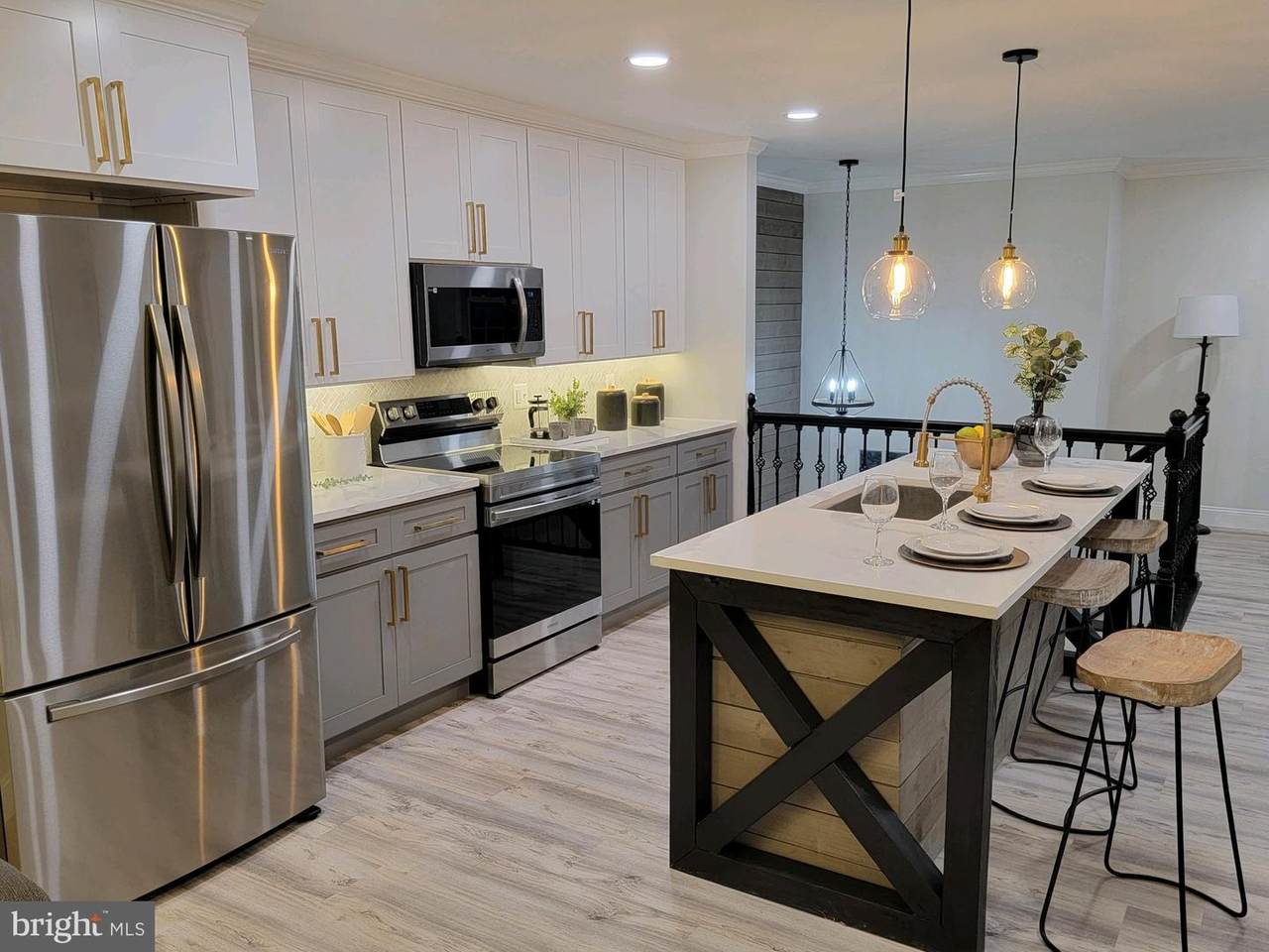 800 Bunch Avenue - Photo 1