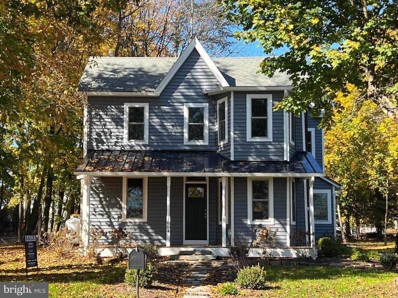 1004 Broad Street - Photo 1