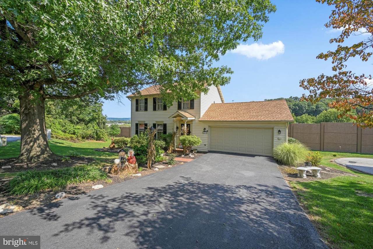 1471 Randow Road - Photo 1