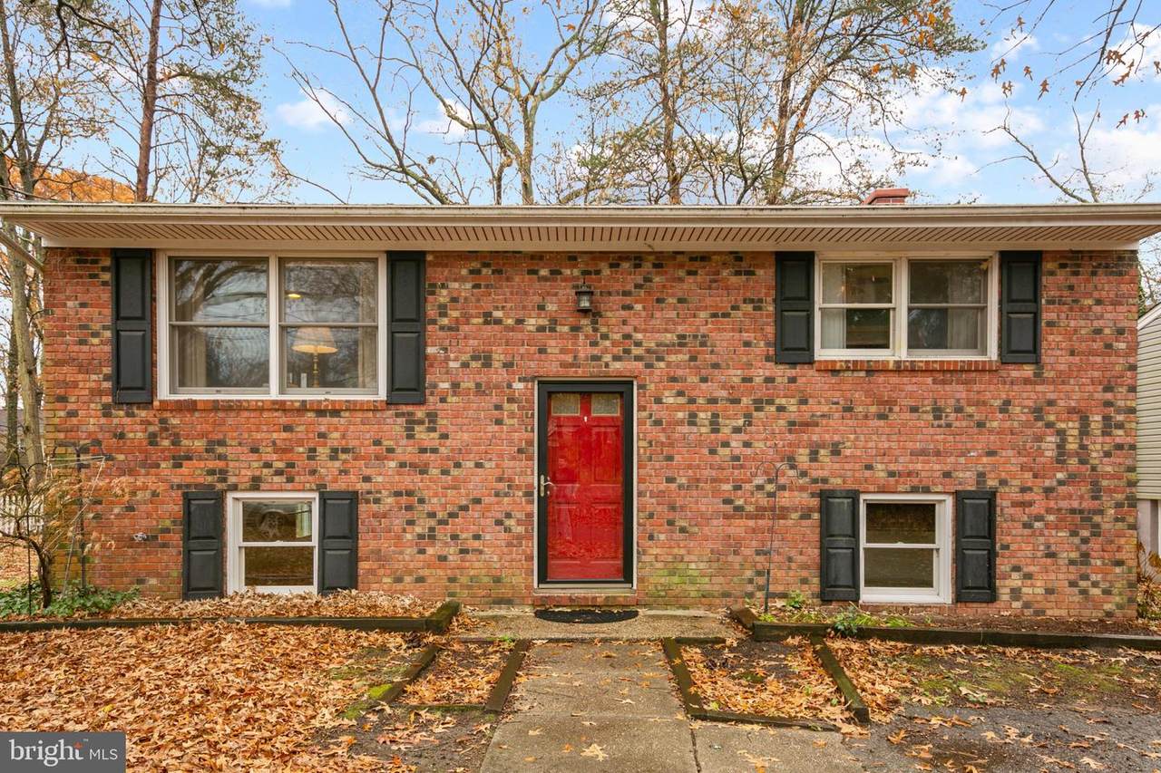 569 West Drive - Photo 1