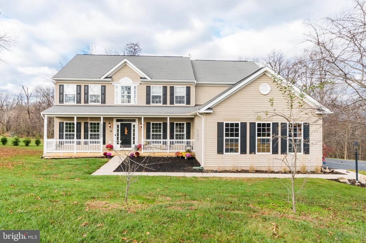 292 Chimney Circle - Photo 1