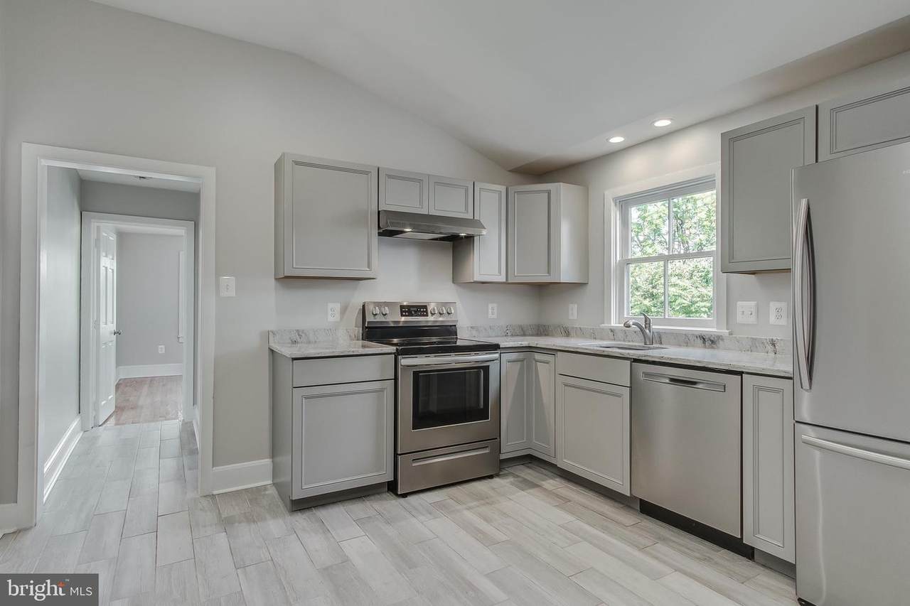 401 Market Street Unit #2 - Photo 1