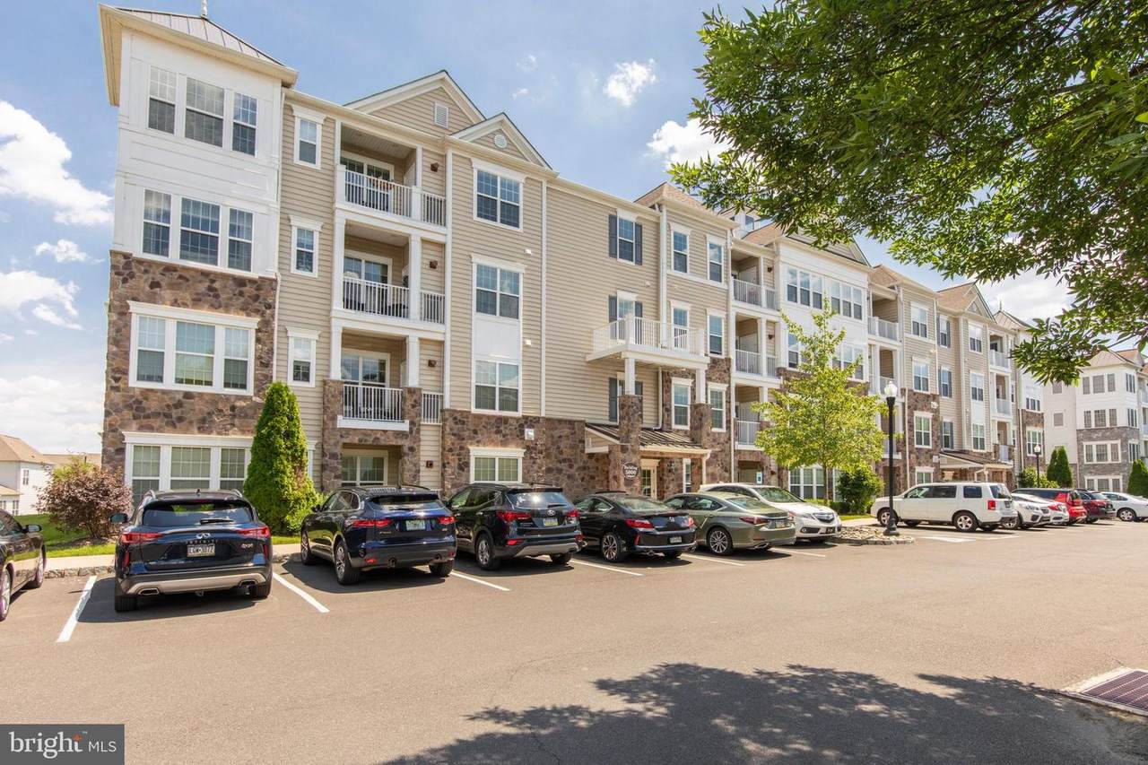 5306 Lilac Court - Photo 1