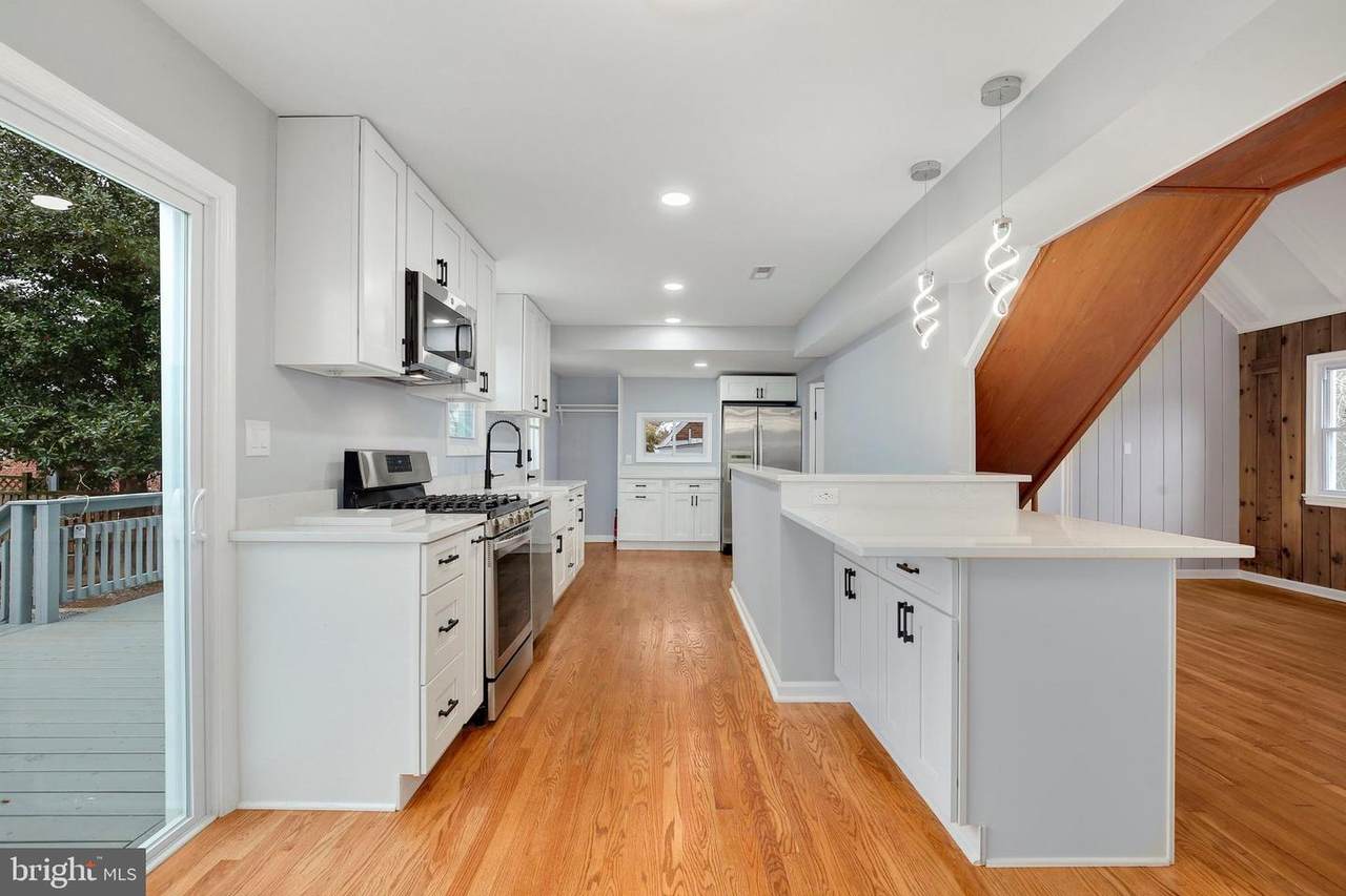 205 University Boulevard - Photo 1