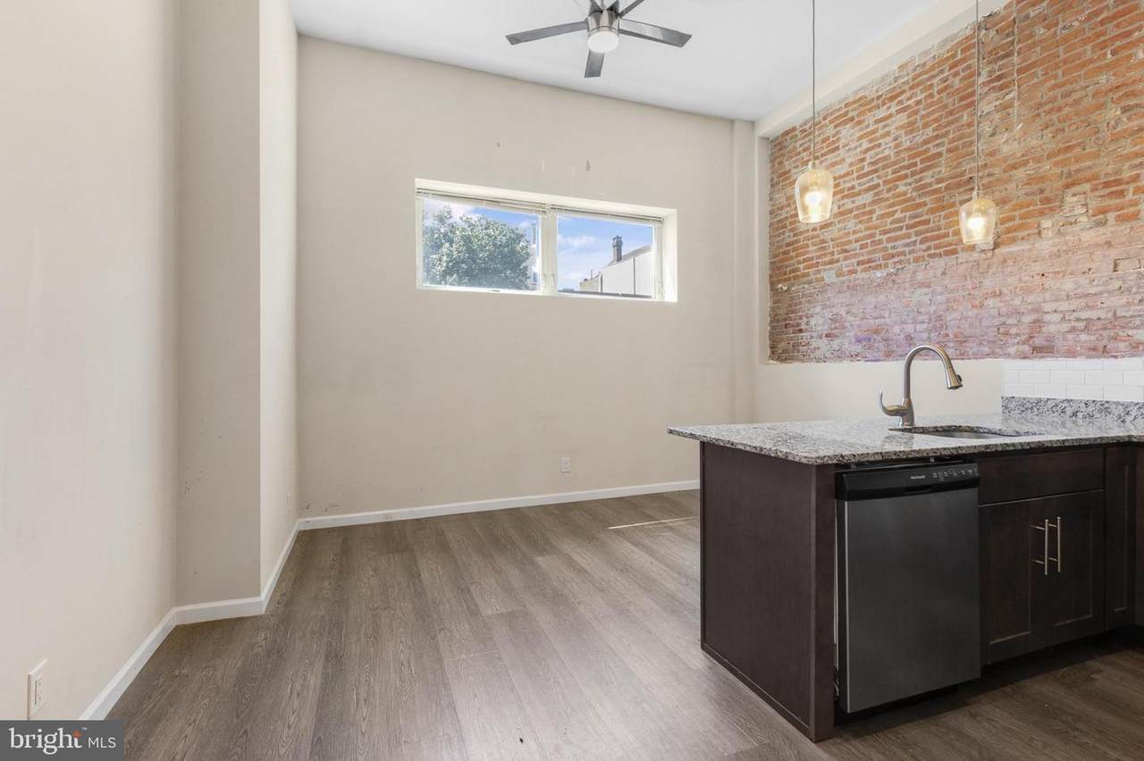 707 Girard Avenue - Photo 1