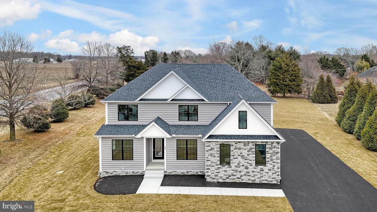 25 Estates Drive - Photo 1