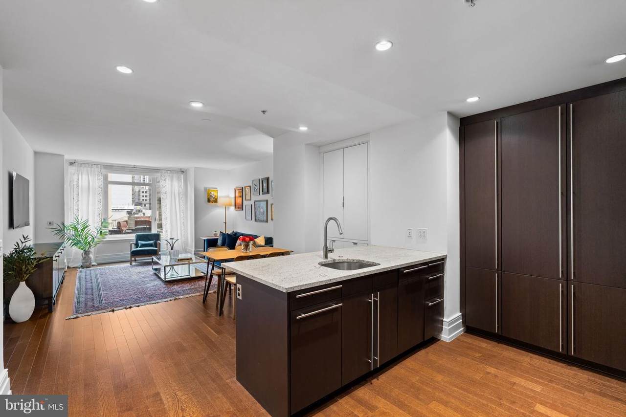 130 18TH Street - Photo 1