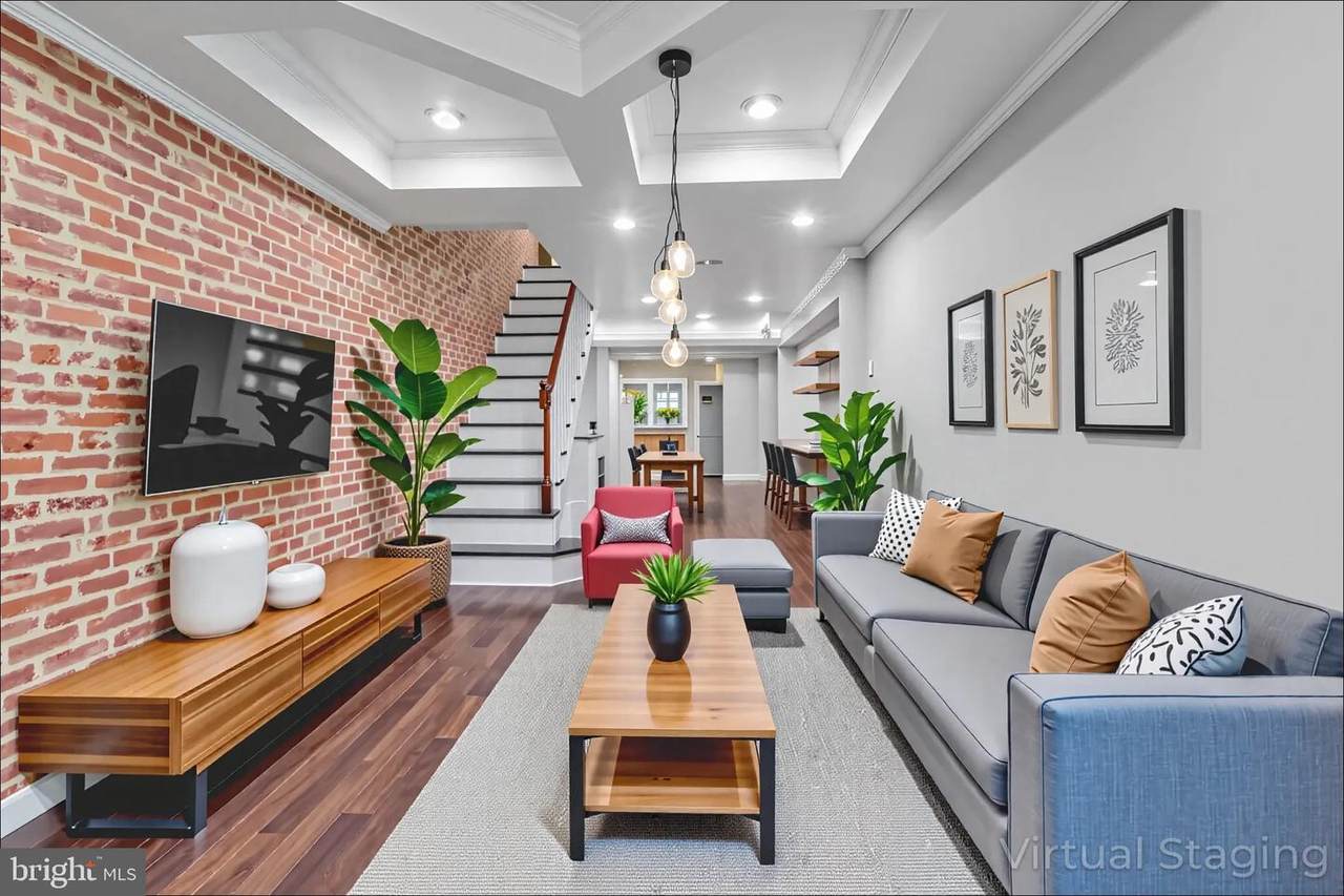 1122 Sargeant Street - Photo 1