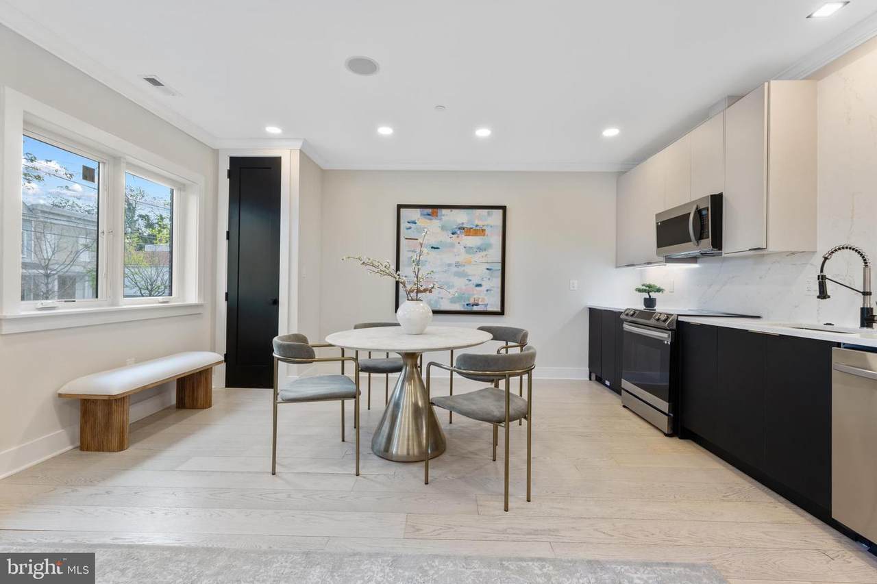 2305 Nicholson - Photo 1