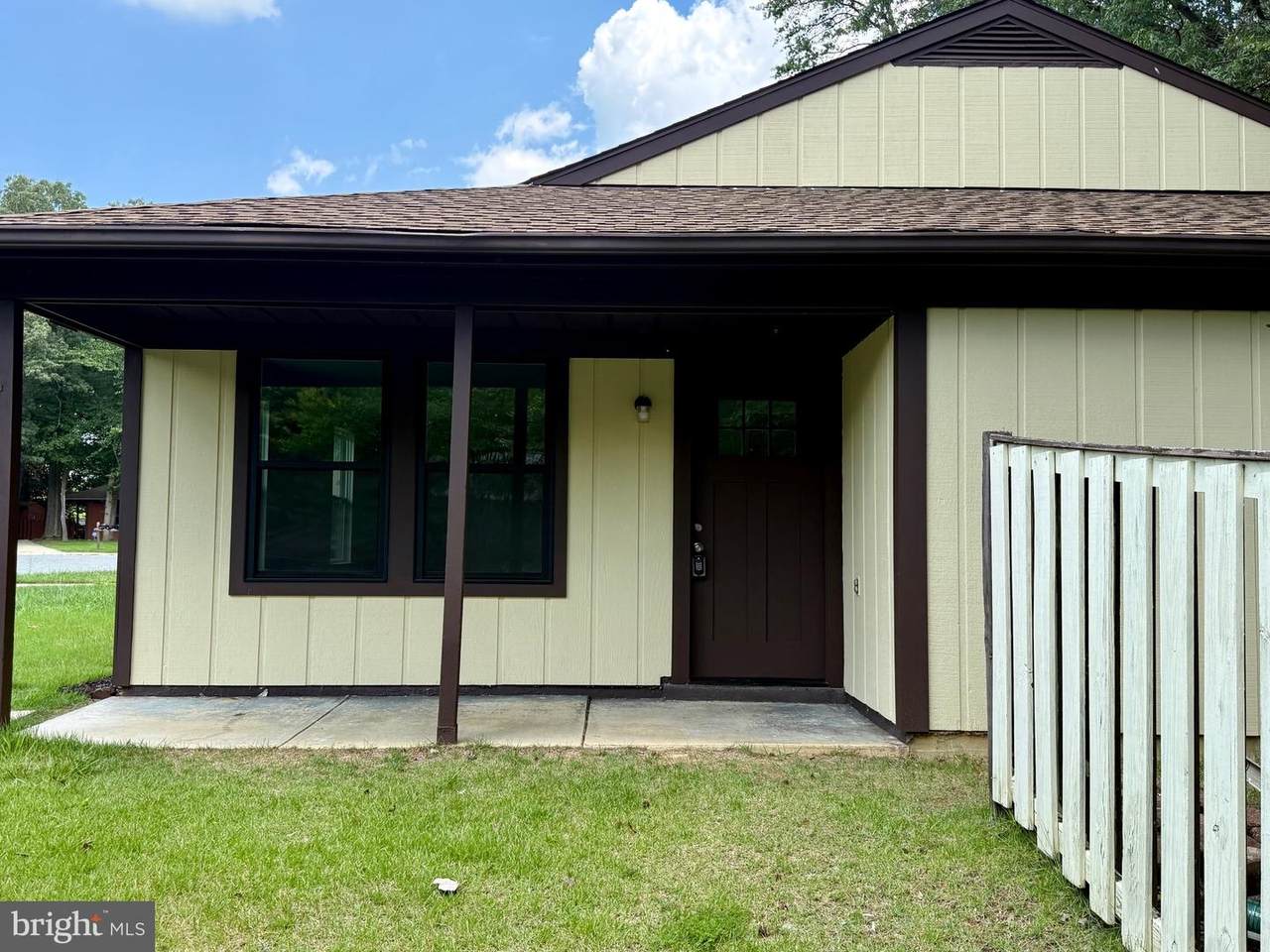 3295 Jesmond Court - Photo 1