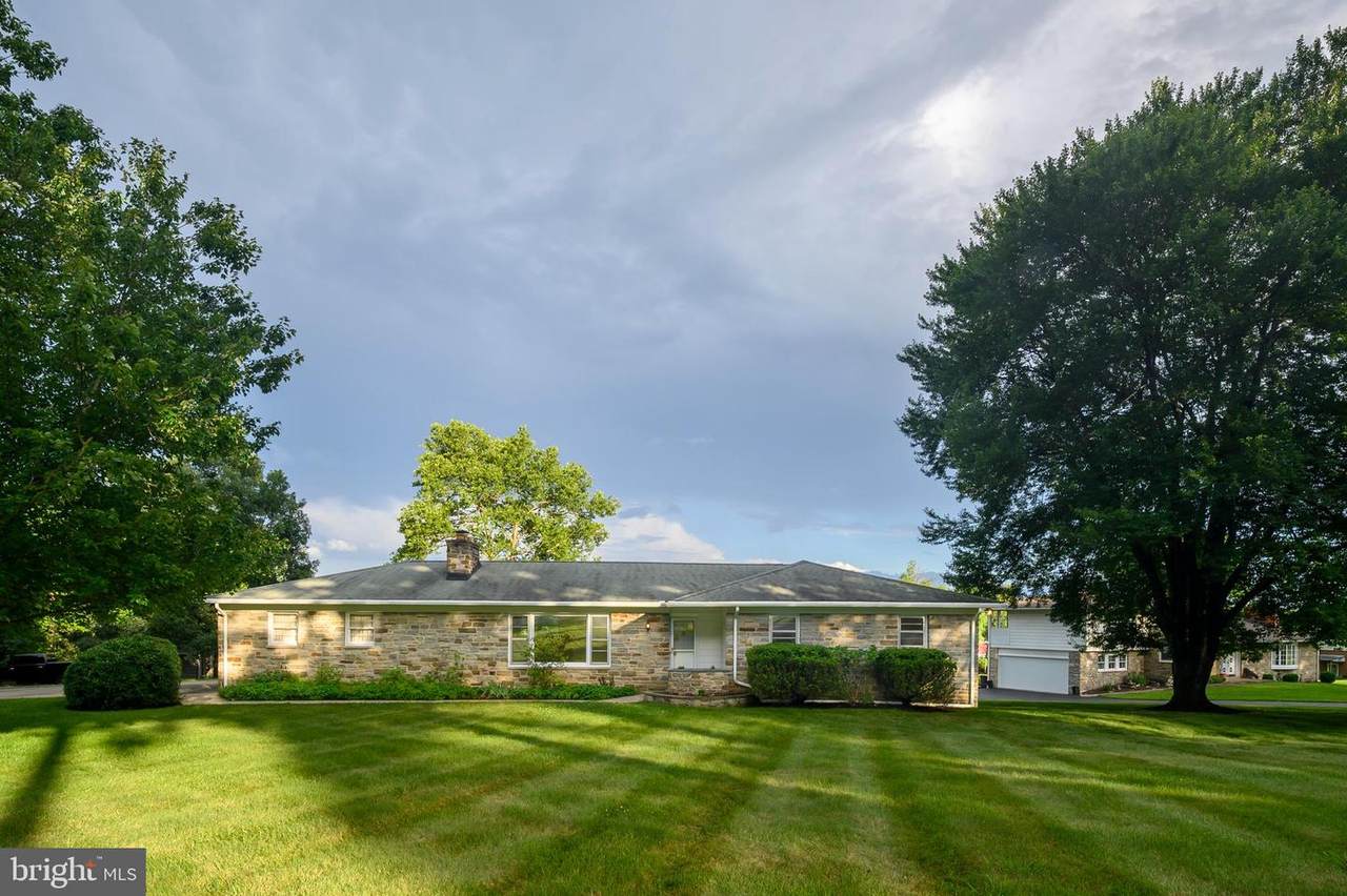 2992 Normandy Drive - Photo 1