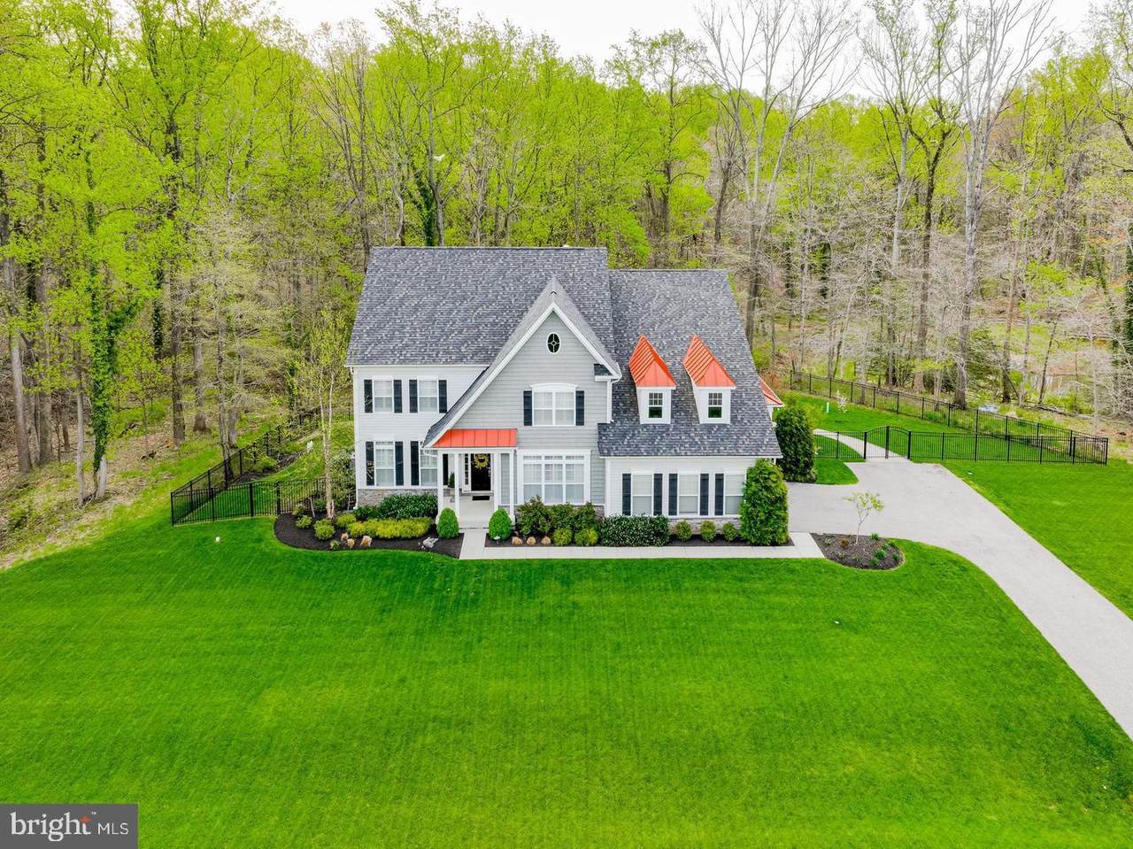 927 Heatherfield Lane - Photo 1