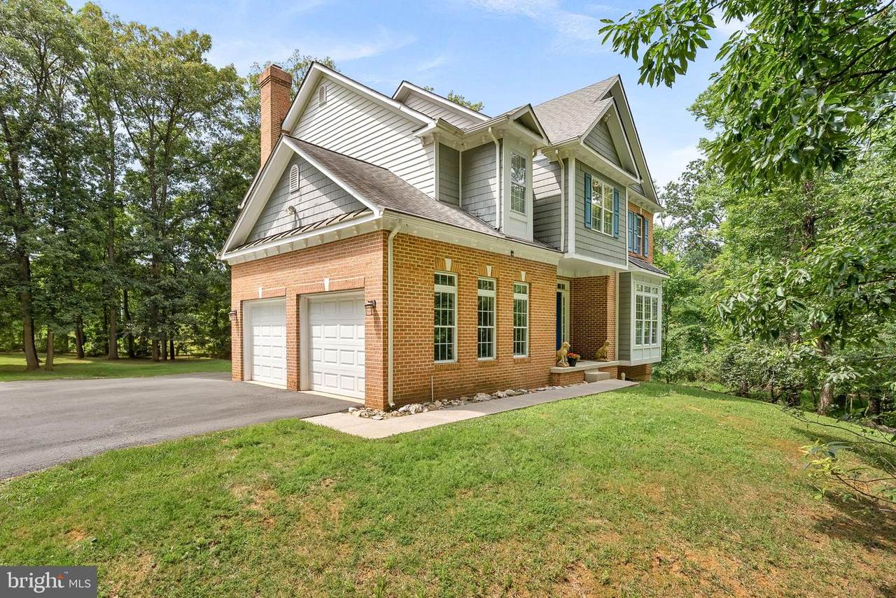 19033 Otley Road - Photo 1