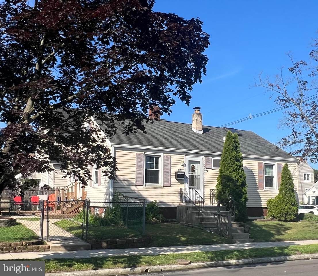 164 Lillian Avenue - Photo 1