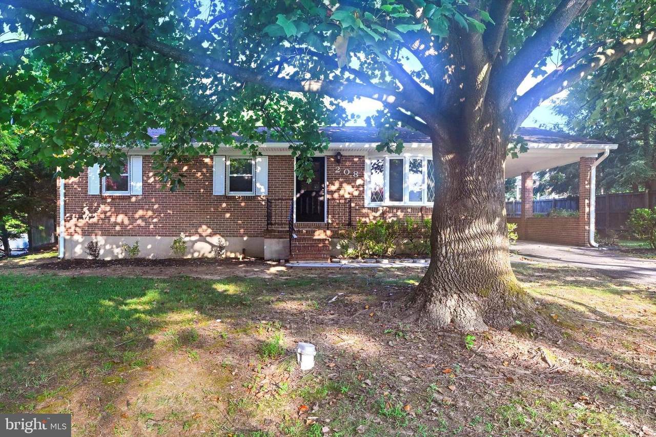 208 Magothy Beach Road - Photo 1