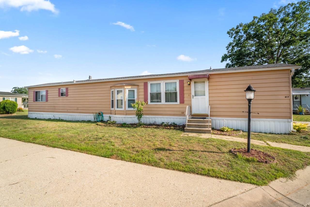417 Captain Smith Lane - Photo 1