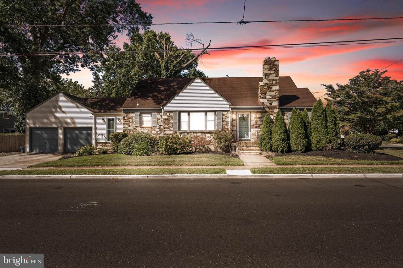 310 Pingree Ave - Photo 1