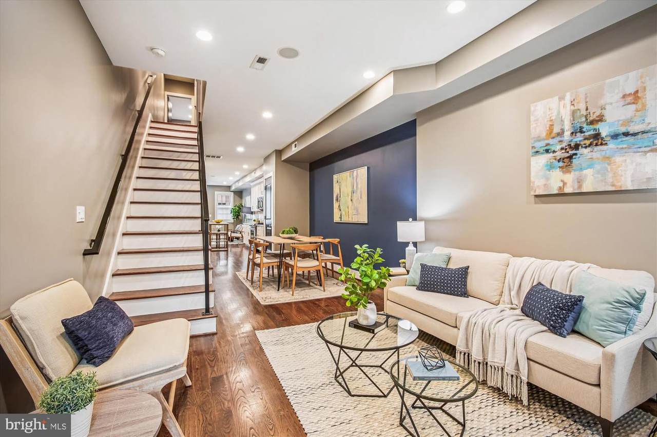 1521 9TH Street - Photo 1