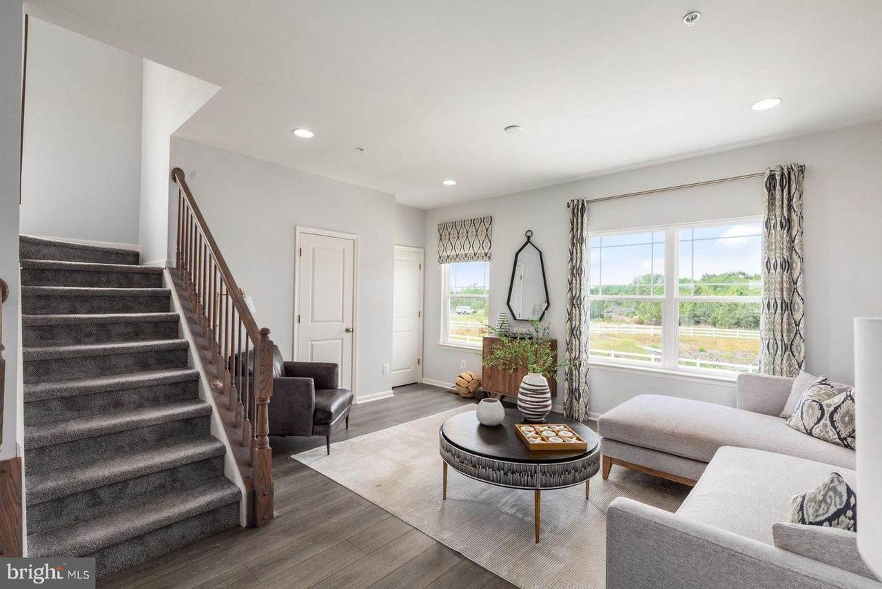 2 Victorian Way - Photo 1